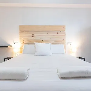 Easy Sants By Bossh! (adults Only) Barcelone